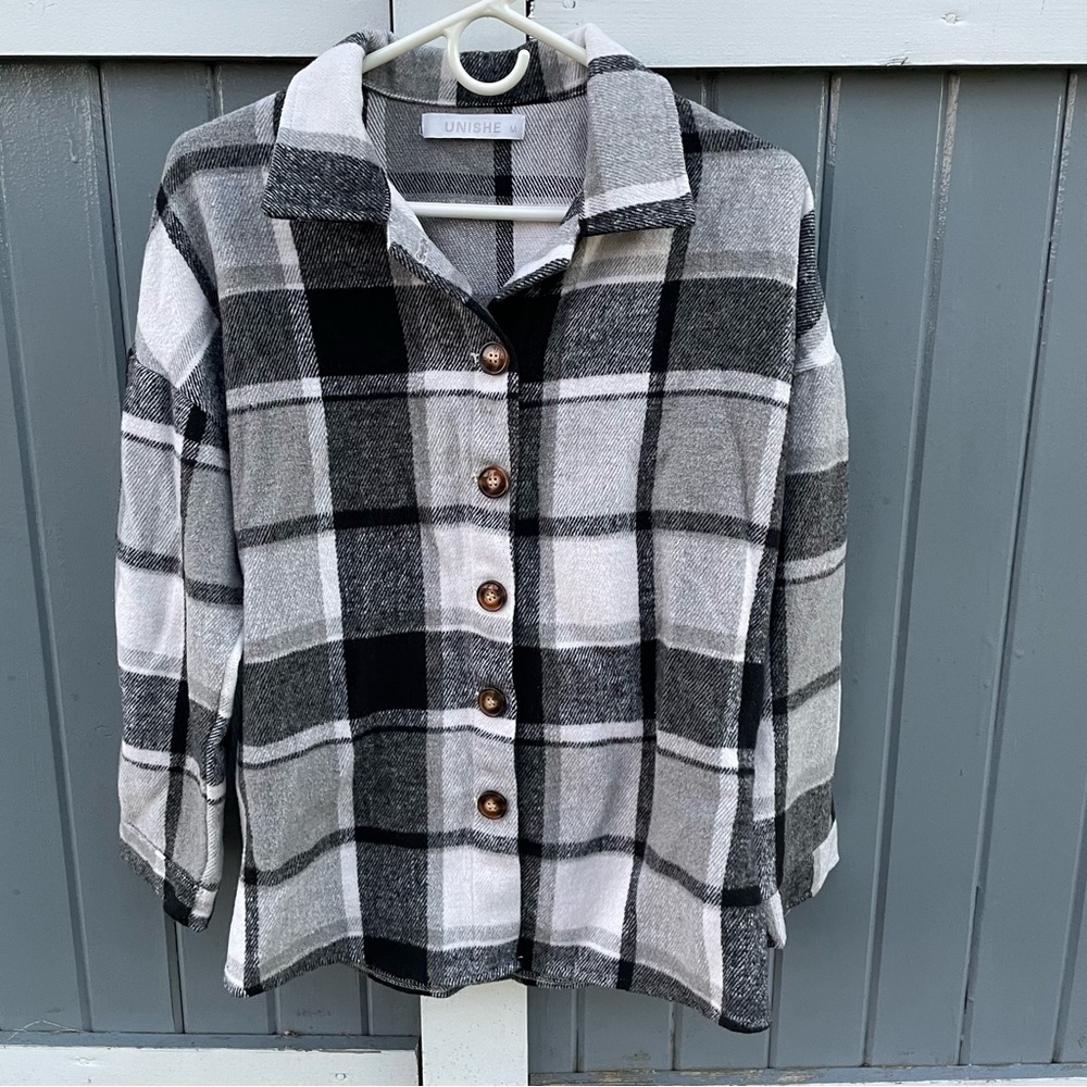 UNISHE Black and White Plaid Fleece Shacket